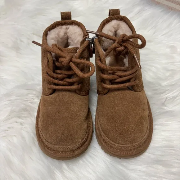 | UGG® | Neumel II Chukka Boot. Size 11.