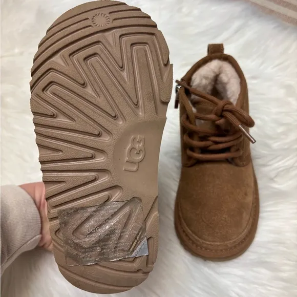 | UGG® | Neumel II Chukka Boot. Size 11.