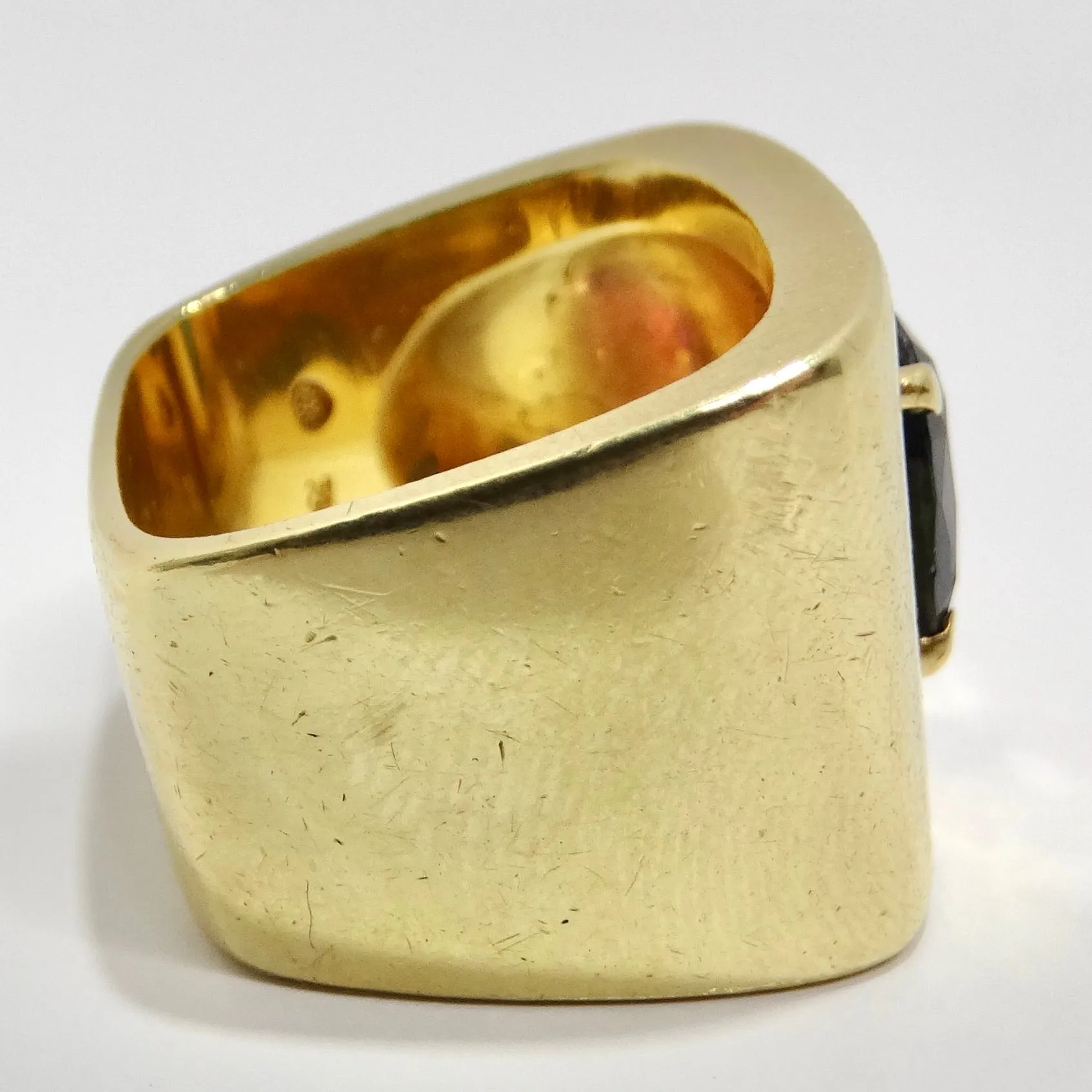 18K Solid Gold Blue Sapphire Cocktail Ring