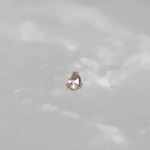 6-Prong Rose-Cut Umba Sapphire Threadless End