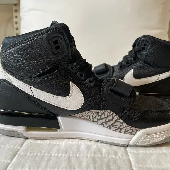 Air Jordan Boys Legacy 312 AT4040-001 Black Cement High Sneakers Size 6.5 Youth