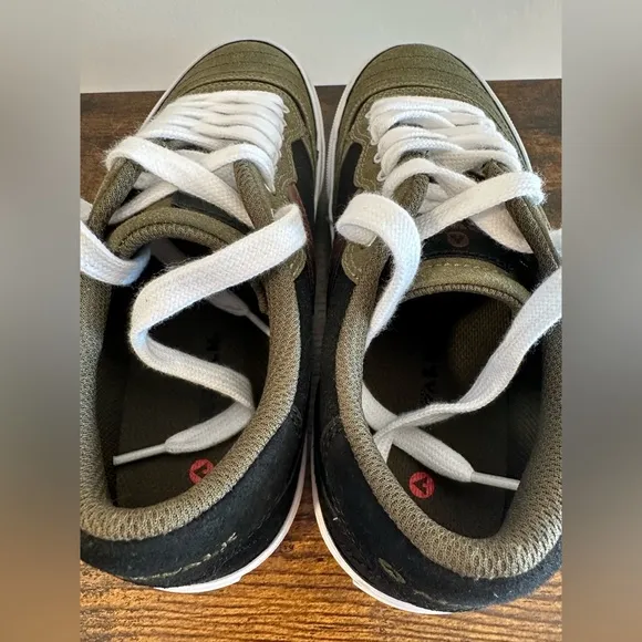 Airwalk Big Boys Harley Olive Rust BLK Sneakers NWT Various Sizes
