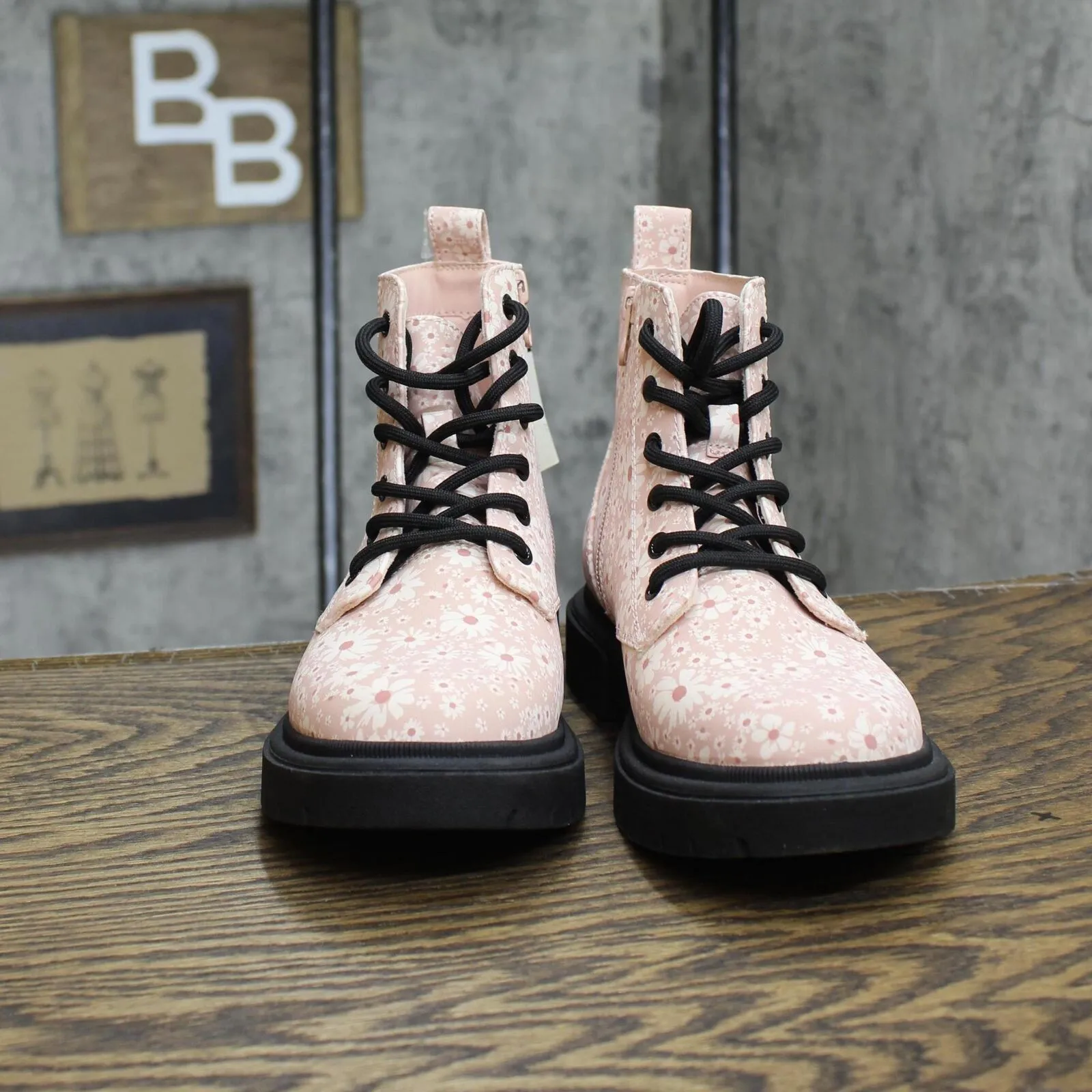 Art Class Girls' Kayden Floral Print Lug Sole Lace-Up Zipper Boots 87831694