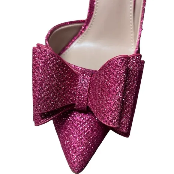 BETSEY JOHNSON PRINCE-P BOW FUSCHIA NEW Size 5.5