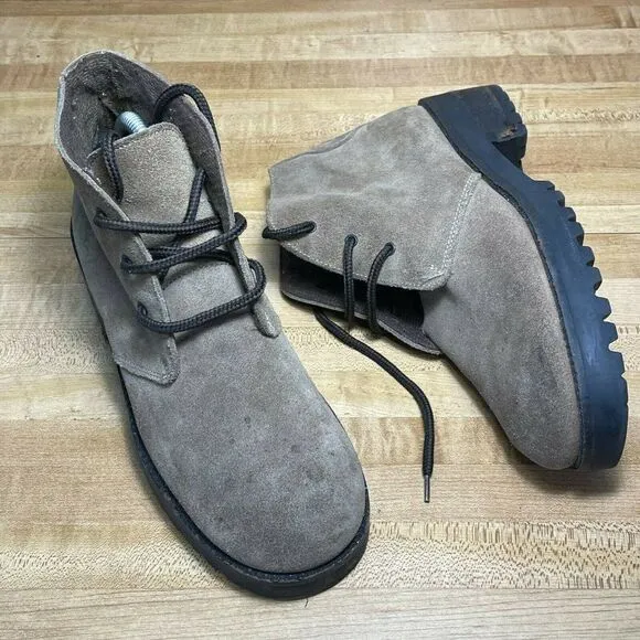 Calvin Klein Suede Leather Chukka Boot Size 8M