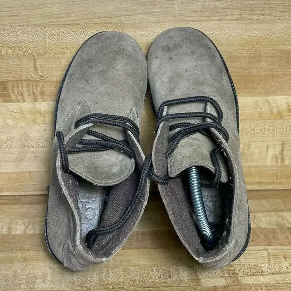 Calvin Klein Suede Leather Chukka Boot Size 8M