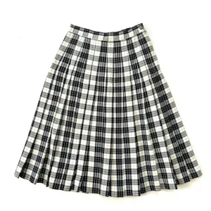 Chaus Vintage Black &amp; Ivory Plaid Pleated Skirt