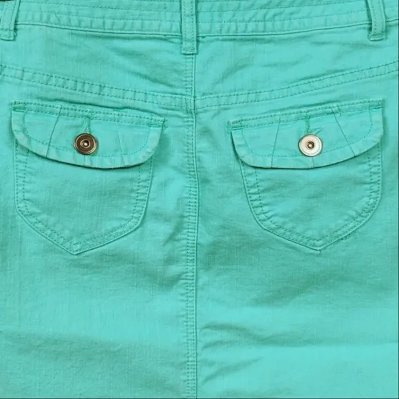 Christopher &amp; Banks Colored Denim Skirt Distressed Casual Aqua Blue-Green size 6