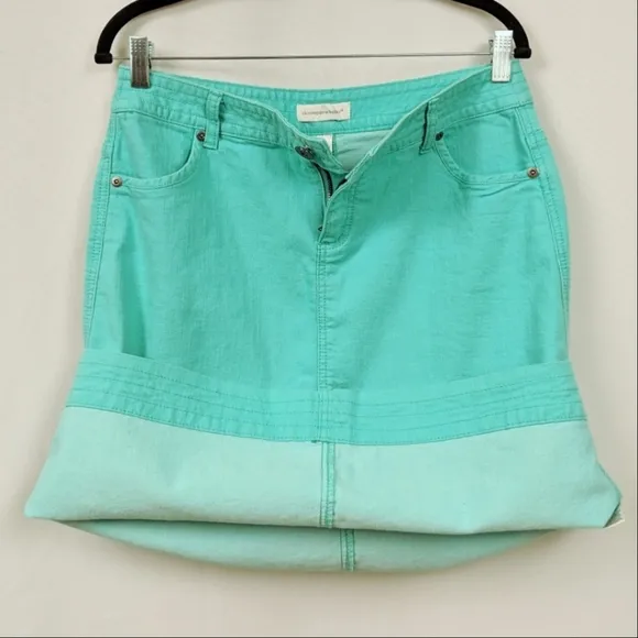 Christopher &amp; Banks Colored Denim Skirt Distressed Casual Aqua Blue-Green size 6