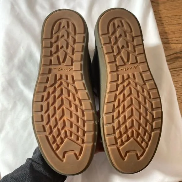 Eddie Bauer storm sneakers.   Lightly worn.