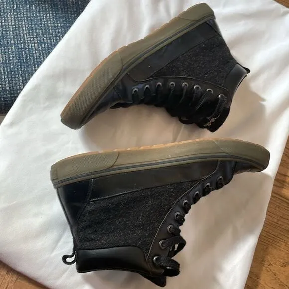 Eddie Bauer storm sneakers.   Lightly worn.
