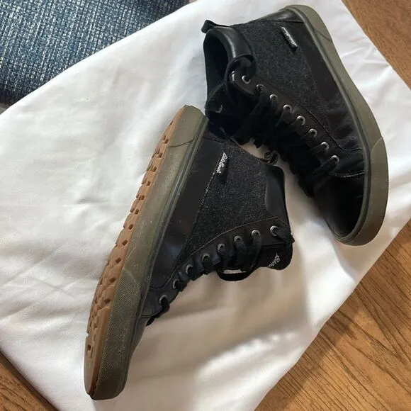 Eddie Bauer storm sneakers.   Lightly worn.