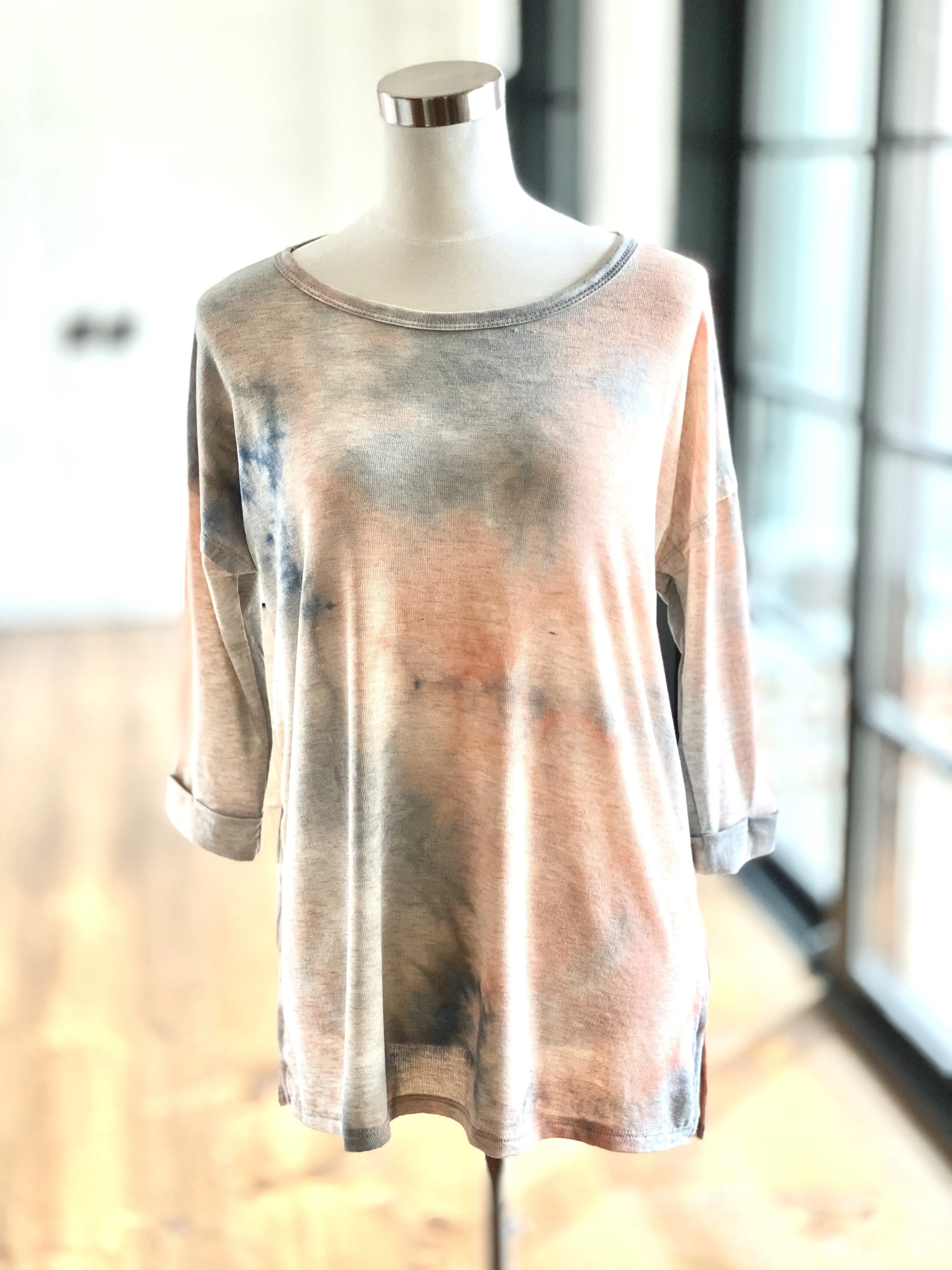 FAITH TIE-DYE 3/4 SLEEVES TOP