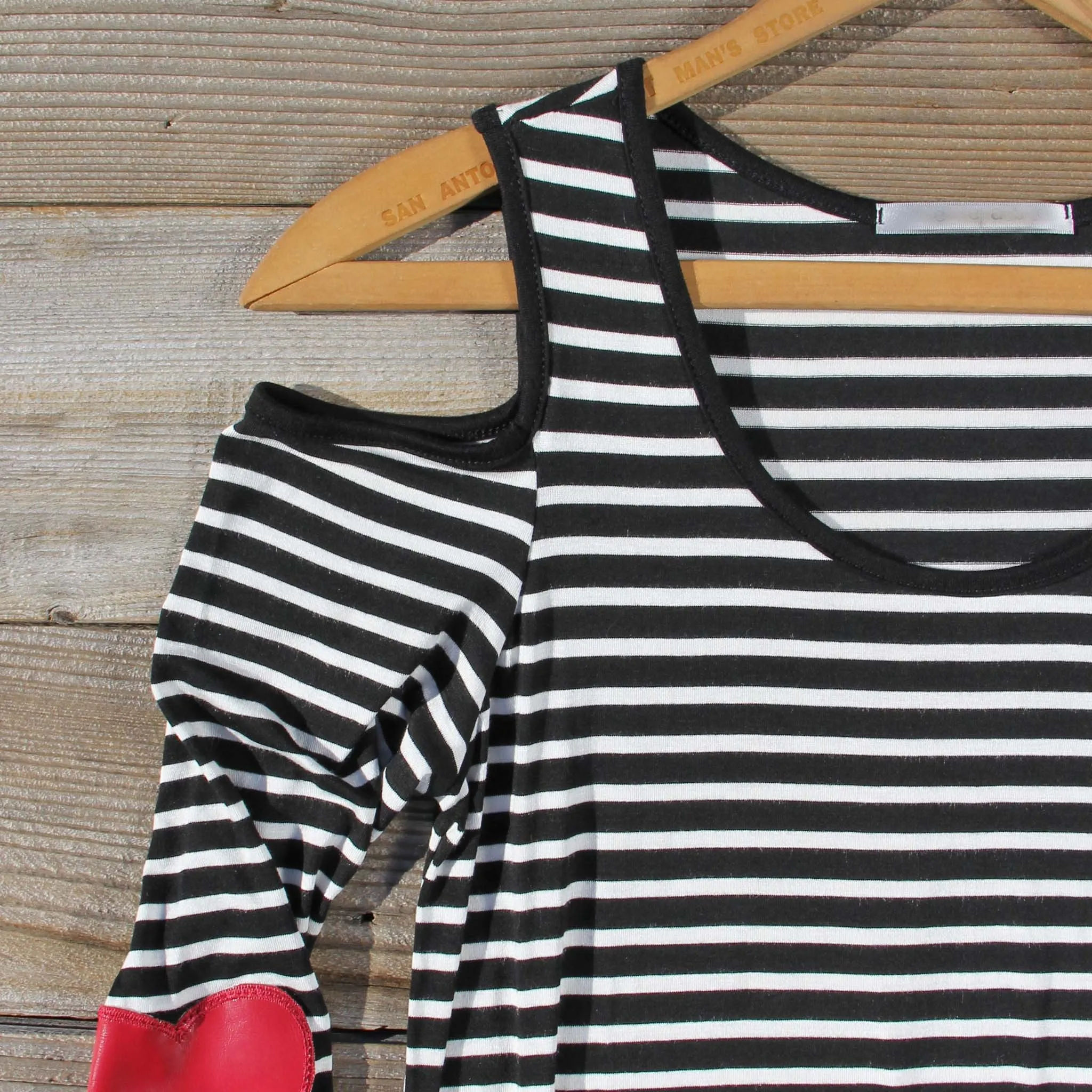 Hearts & Elbows Tee