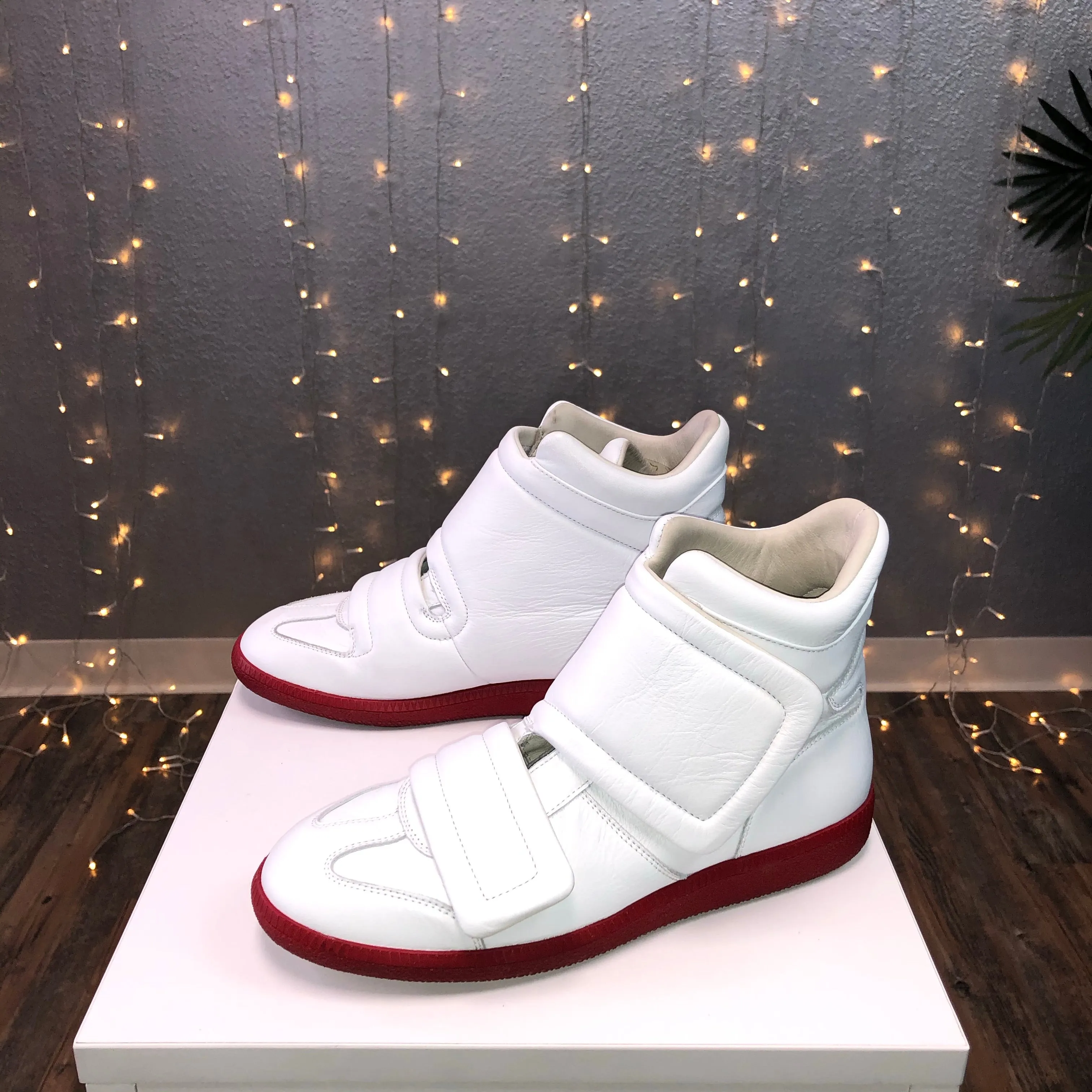 Hi-Top Double Strap Shoes Future White with Red Soles (Maison Margiela)