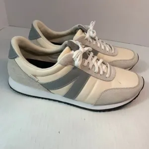 Kizik Milan Sneakers Unisex Men 13/Women 14.5