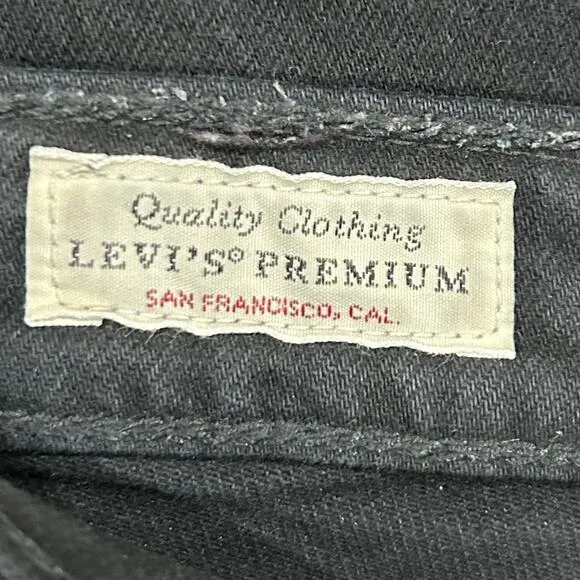 LEVI'S PREMIUM Wedgie Straight Button Fly black denim jeans Size 28