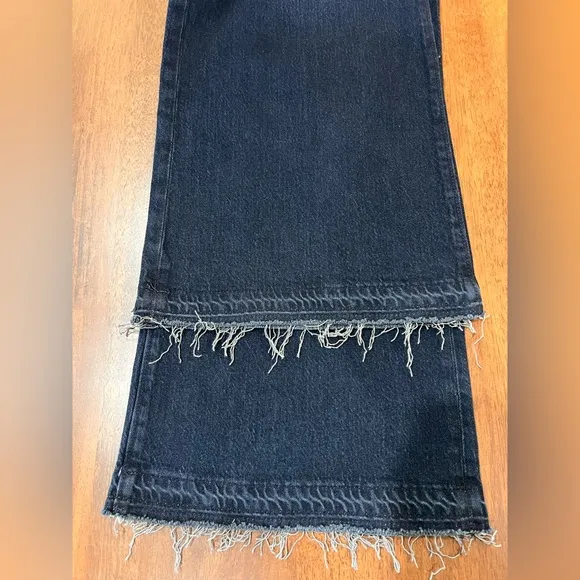 LOFT Unpicked Hem High Rise Wide Leg Jeans in Rinse Overdye Wash. size 32. NWT
