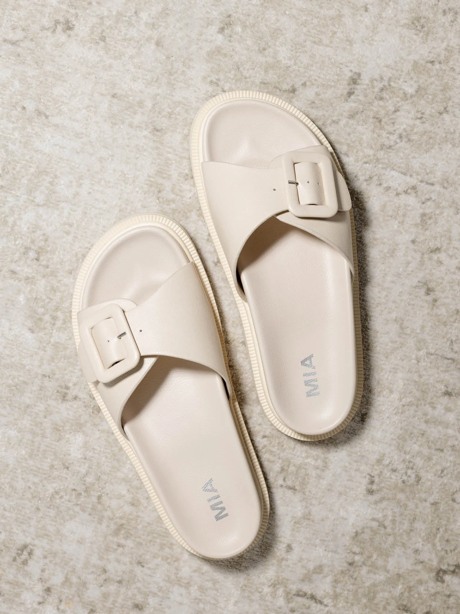 MIA Gya Sandal