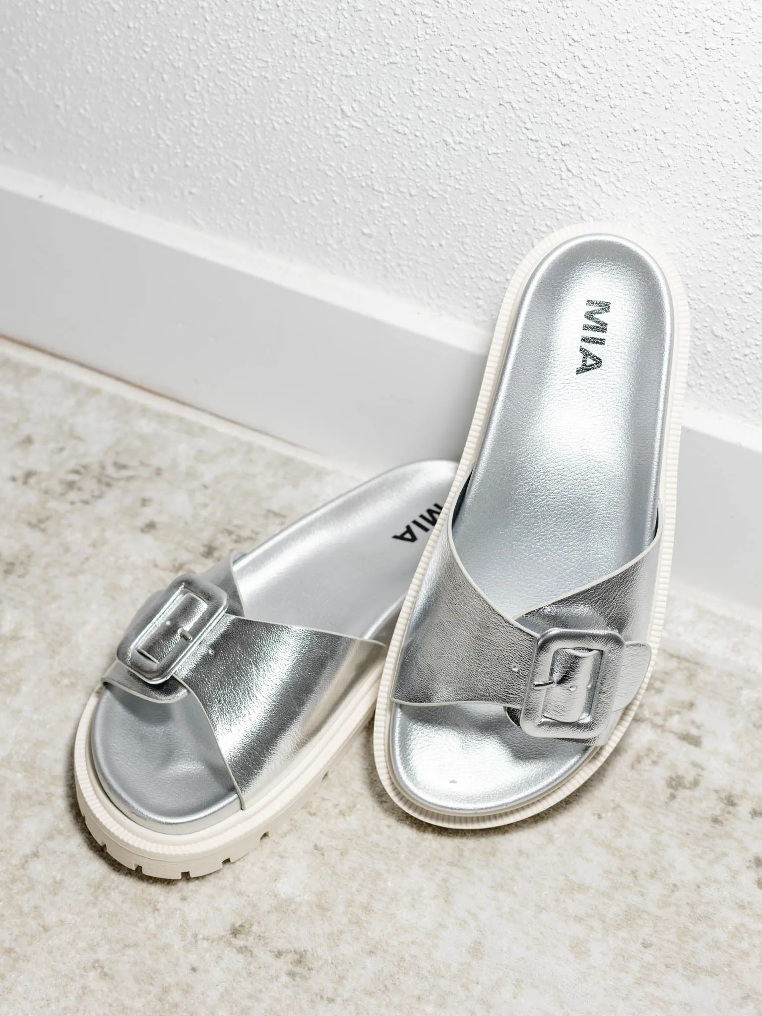 MIA Gya Sandal