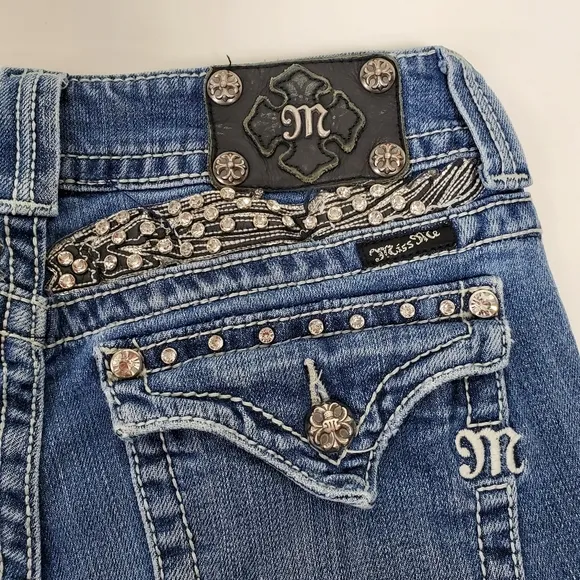Miss  Me rhinestone bling studded bootcut JP5011-3 jeans size 29