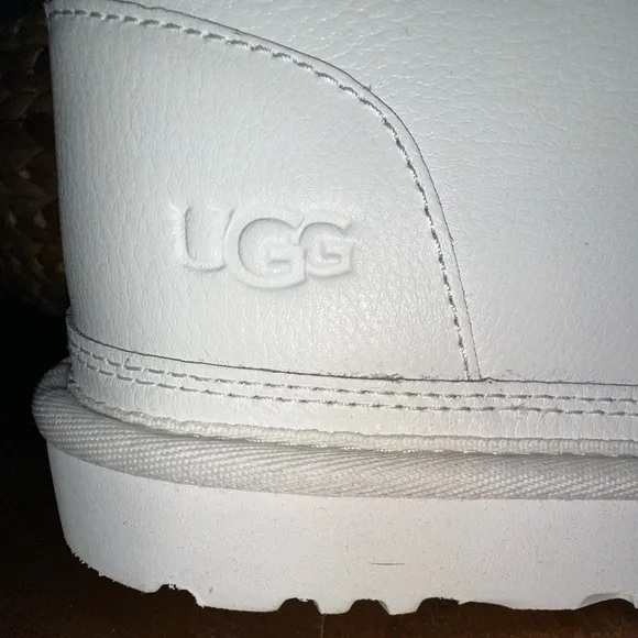 NEW Men’s UGG Neumel Chopd Boots1 Size 11 &amp; 1 Size 12