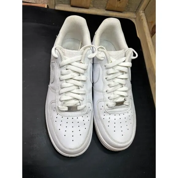 Nike Air Force 1 All-White Low Top Sneakers Mens Size 8.5 Classic Leather