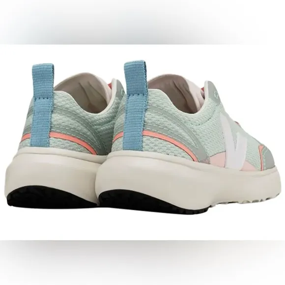 NWOT Toddler Veja Canary El Alveomesh Sneakers Size 12