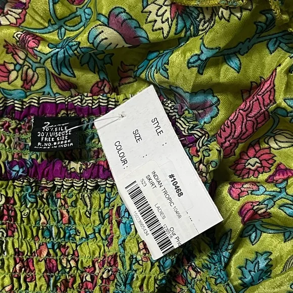 NWT Women’s Boho Zury Indian Tropic Long Skirt with Elastic Waist – One Size