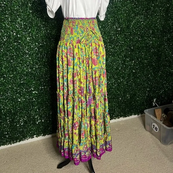 NWT Women’s Boho Zury Indian Tropic Long Skirt with Elastic Waist – One Size
