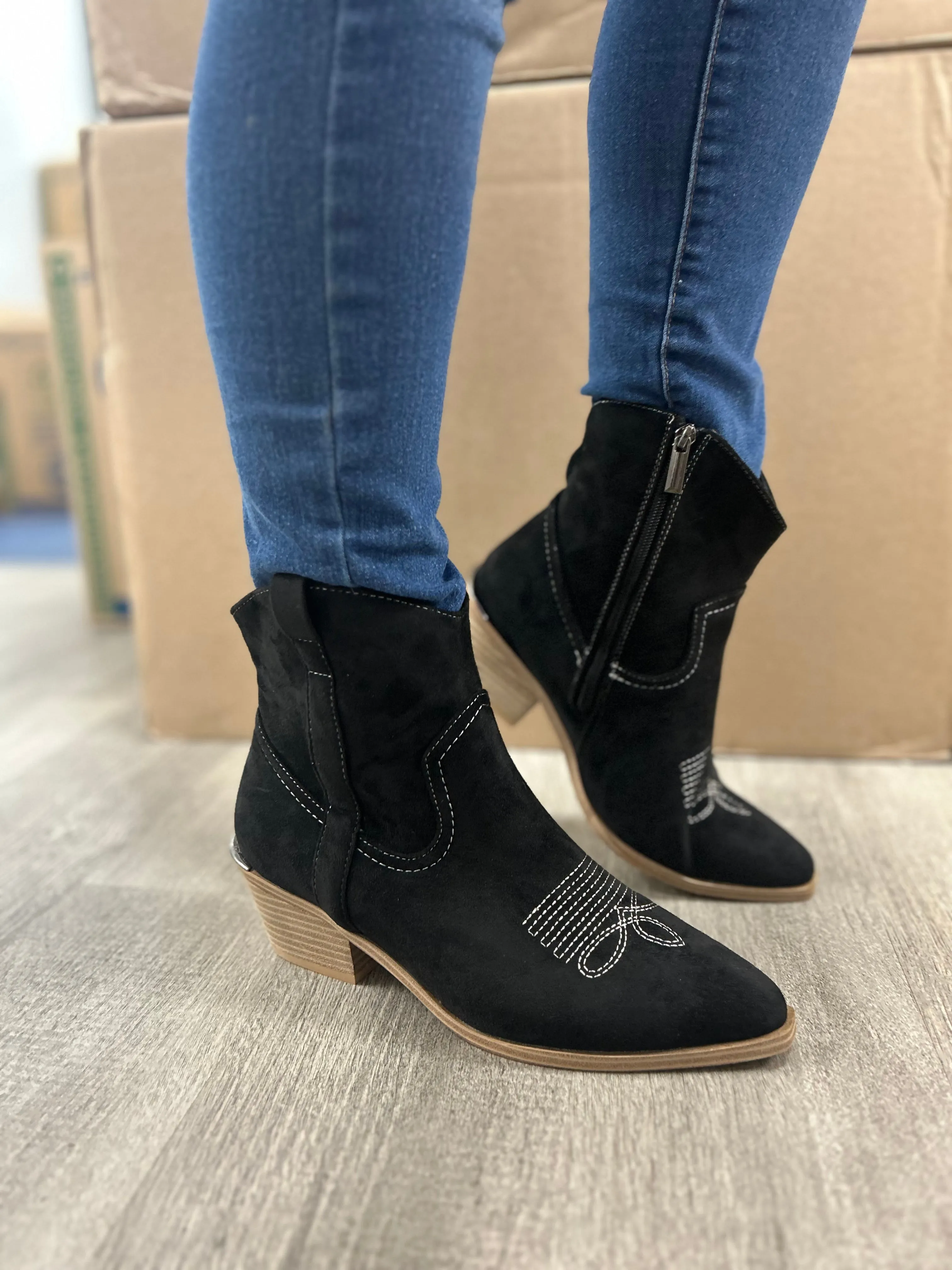 Quittin Time Faux Suede boots