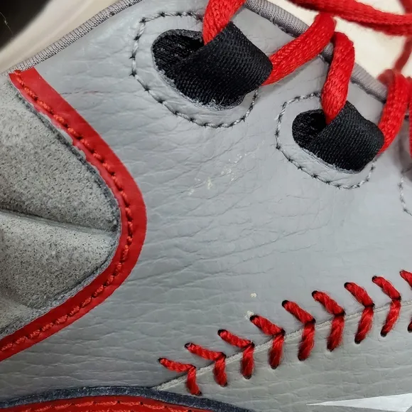 Reebok Question mid practice Allen Iverson V70407 gray black red basketball
