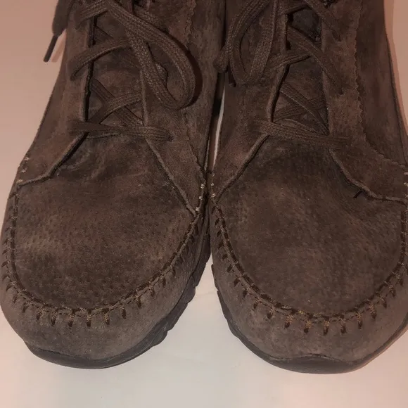 Skechers Women’s Chocolate Brown Bikers-Lineage Leather Suede Chukka Boots