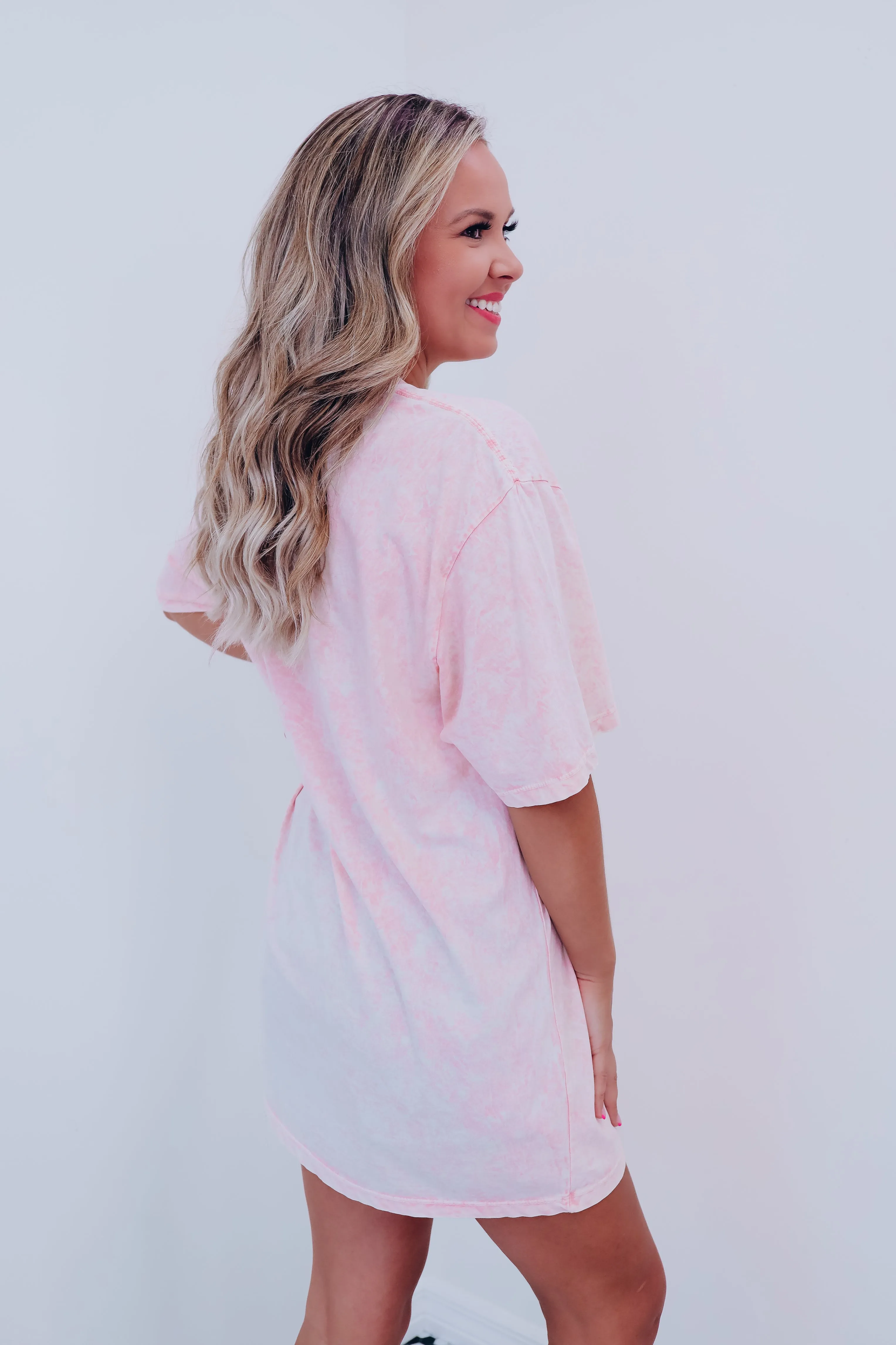 Star "Let's Go Girls" Mineral Wash Graphic Tee - Pink