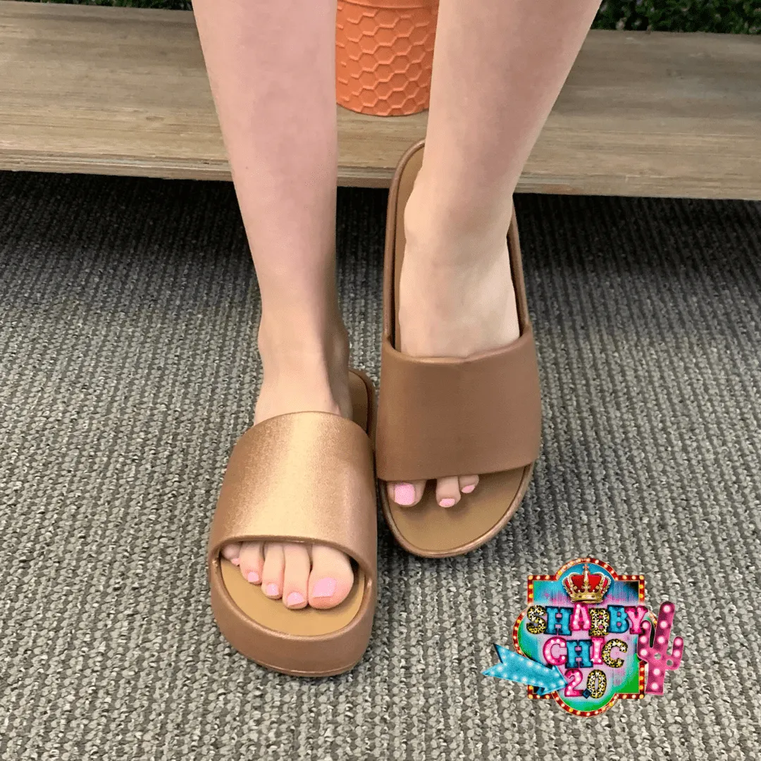 Torrey Yellowbox Sandals - Copper Shimmer