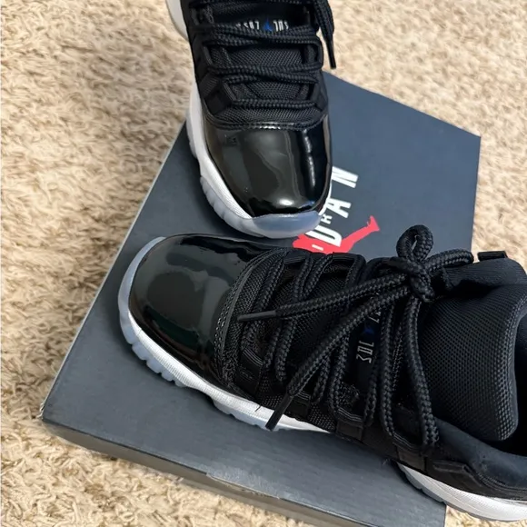 Used-Air Jordan 11 Retro Low&quot;Black/Varsity Royal&quot; 6Y