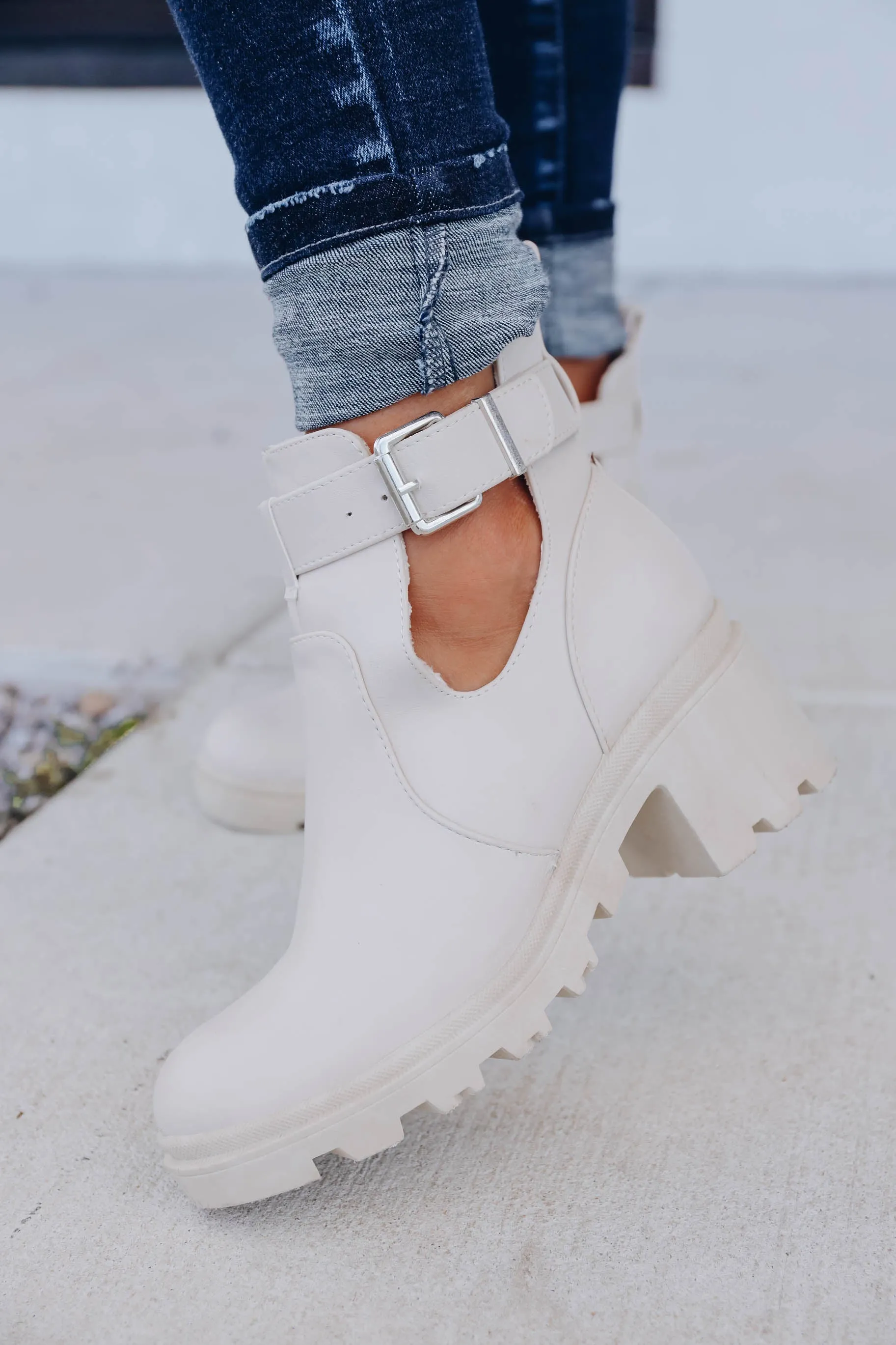 Vigor Slip on Bootie - Stone