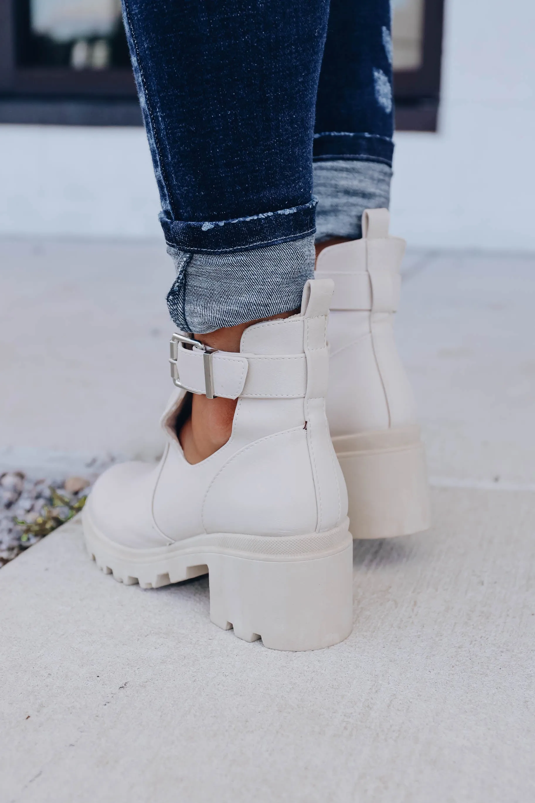 Vigor Slip on Bootie - Stone