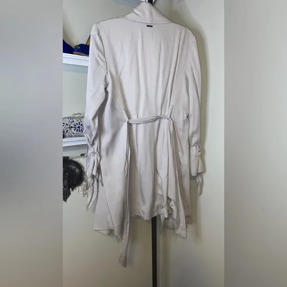 Women's cardigan, with flap, open front, thin, long sleeves, irregular hem