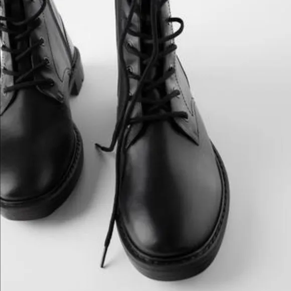 Zara lace-up boots  kids size 34